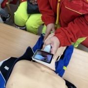 Intubation mit Gerät bei interner ASBÖ-Schulung